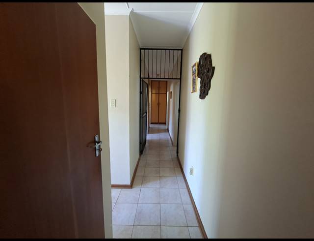 3 BEDROOM HOUSE FOR SALE IN BOSKLOOF
